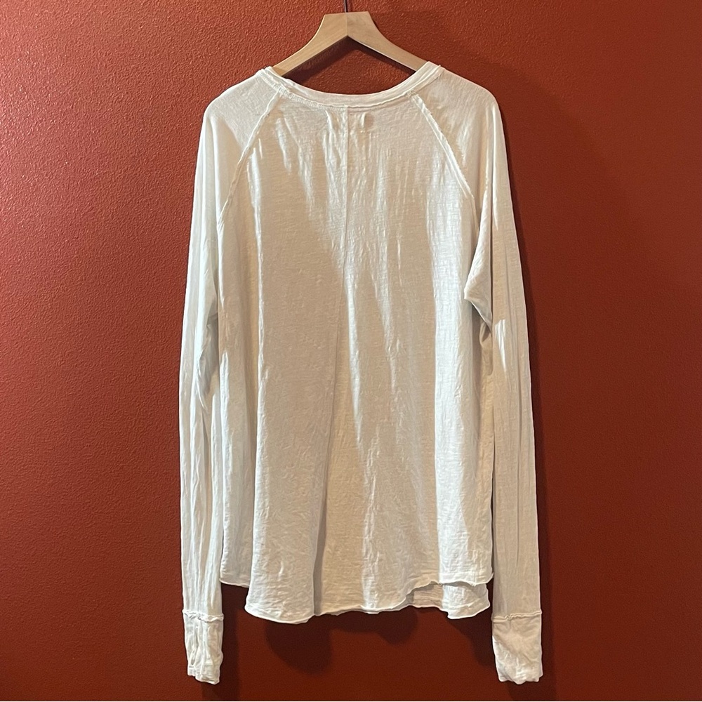 We‎ The Free Women’s Arden White Distressed Oversized Bohemian Long Sleeve Top - Picture 4 of 4